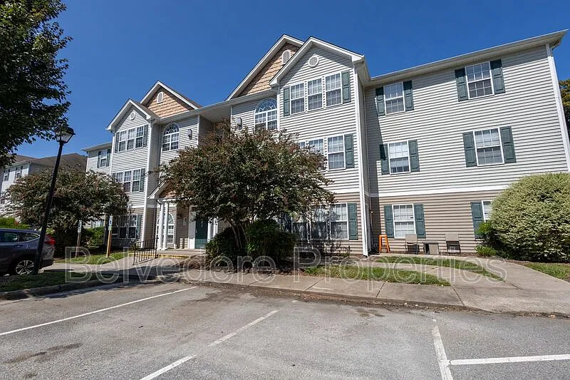 2 bed, 2.0 bath, 1126 sqft, $1,400 — Photo 2