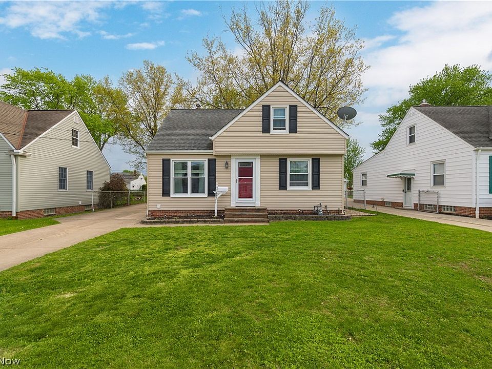 1st image of 30414 Mildred Dr