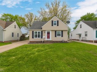 30414 Mildred Dr, Willowick, OH 44095