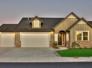 10087 W Wildbranch Dr, Star, ID 83669