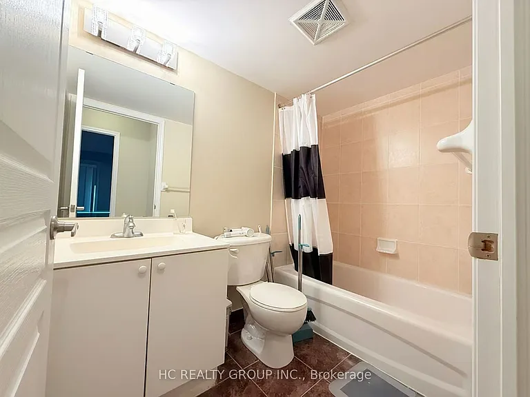 75 S Town Centre Blvd #1206 — Photo 9