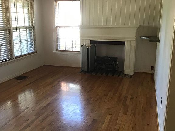 3rd image of 7039 La Vista Dr