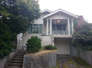 927 N 76th St, Seattle, WA 98103