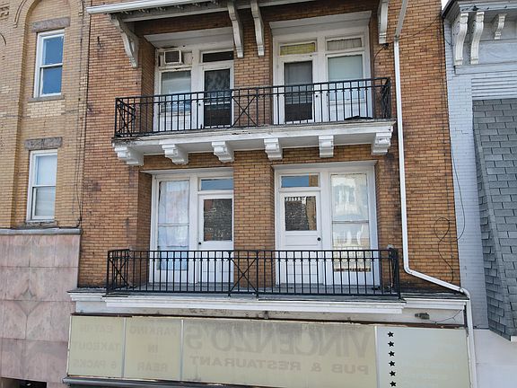 5th image of 148 Grant Ave #A