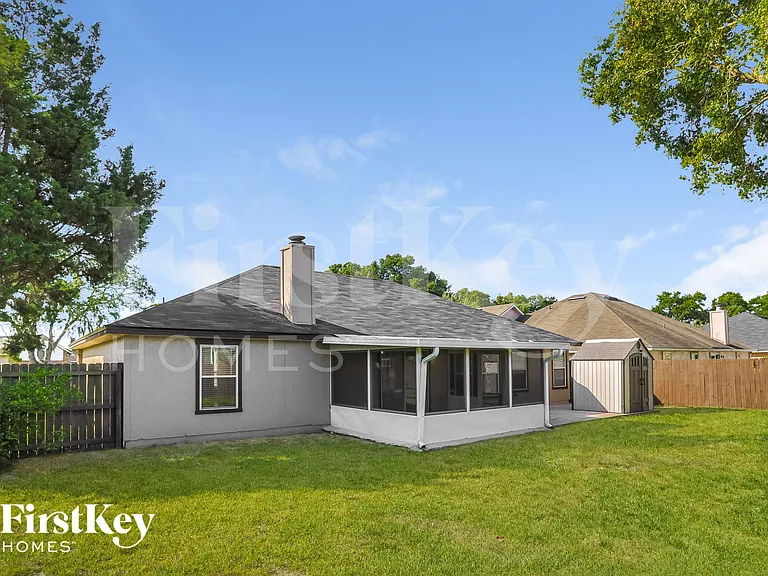 1913 Belhaven Dr — Photo 15