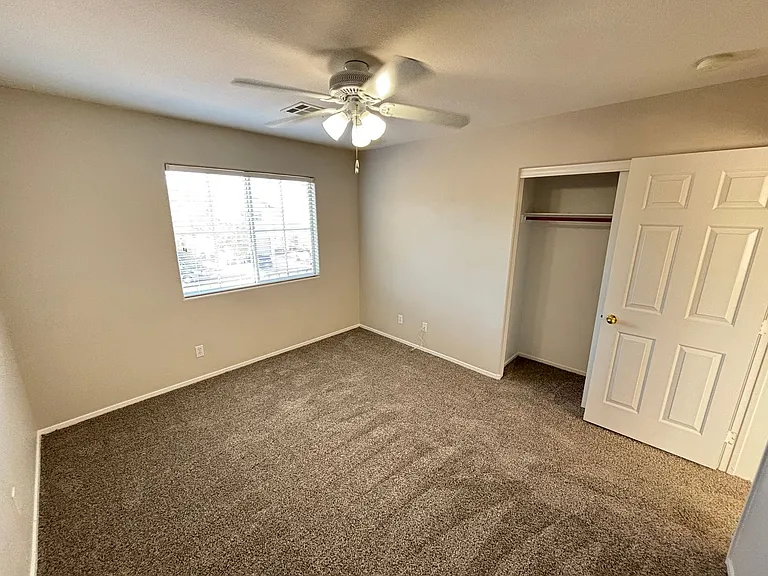 10413 Orange Port Ct — Photo 35