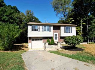 14 Ashwood Ln, Alexandria, KY 41001