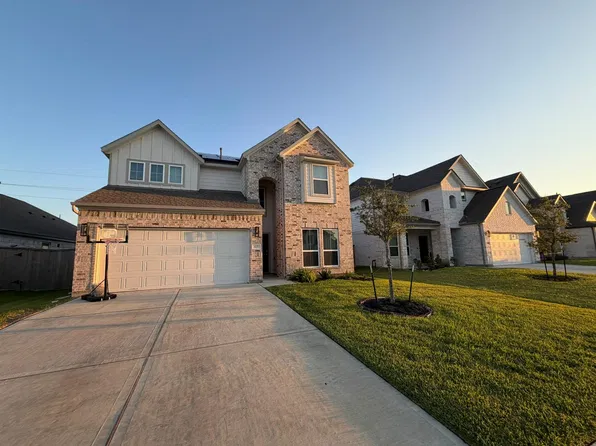 2335 Spring Hollow Dr, Baytown, TX 77521