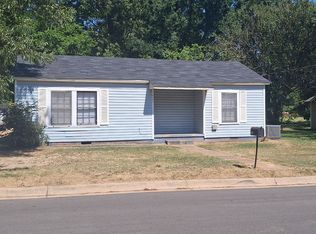 405 S Post Oak St, Winnsboro, TX 75494