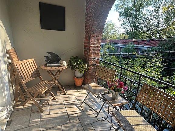 4th image of 798 Frederica St NE APT 3