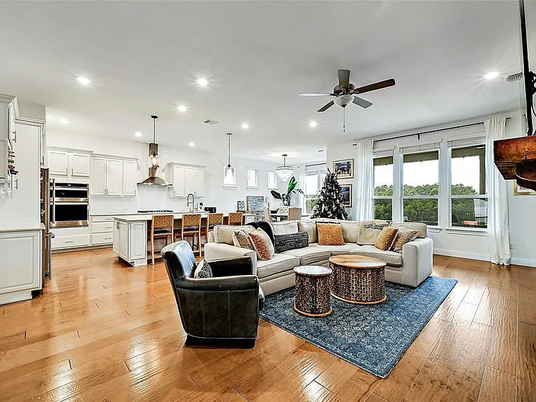 170 Climbing Rock Loop — Photo 2
