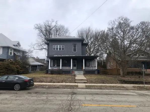 803 W Wood Street, 803 W Wood St #1W, Bloomington, IL 61701