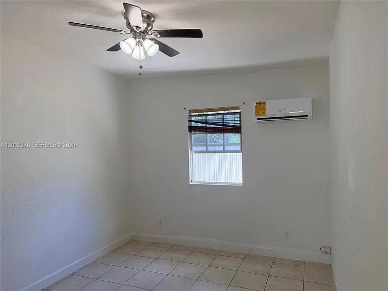 3620 NW 19th St #3 — Photo 5