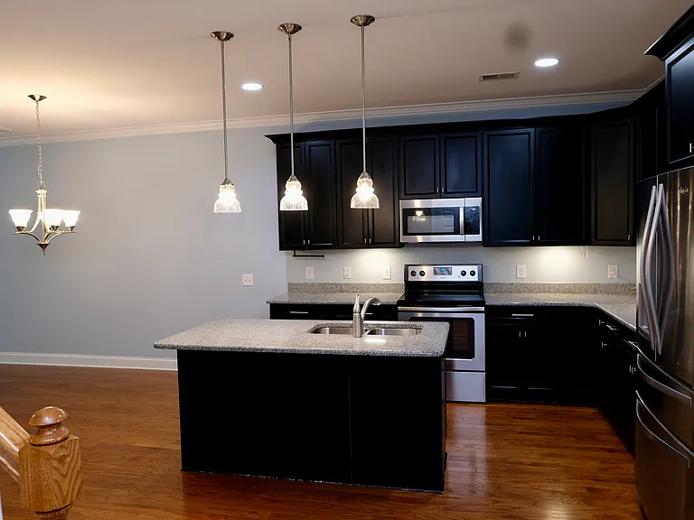 10220 Vanguard Pkwy — Photo 18