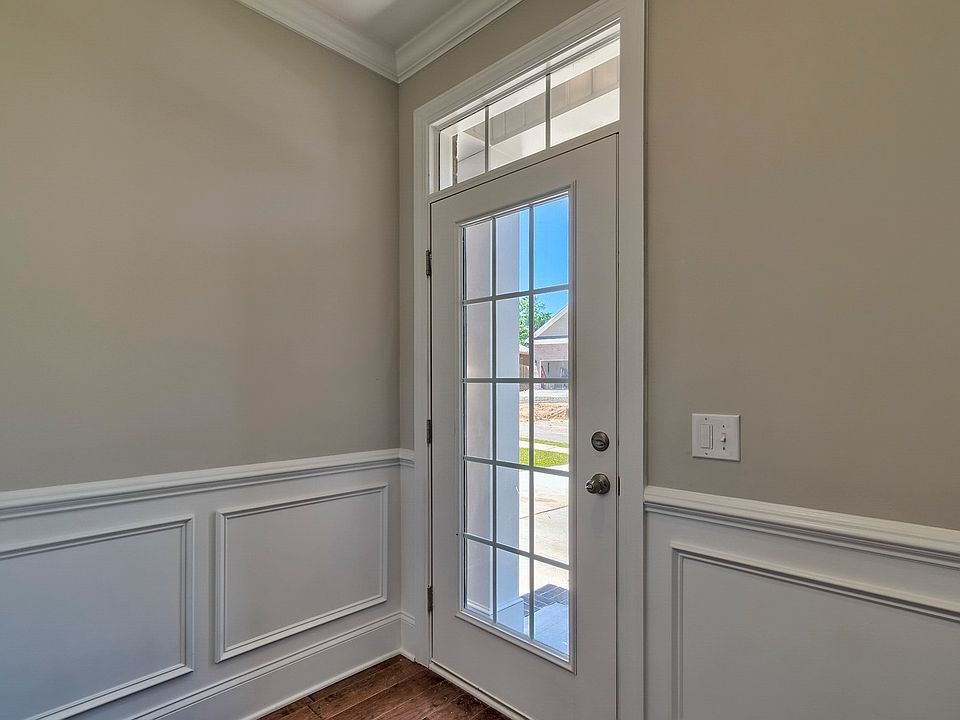2nd image of 440 Kittiwake Ln