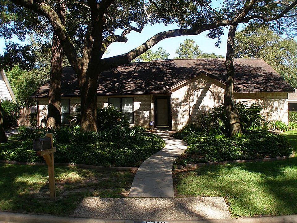 1st image of 5718 Pinewood Springs Dr