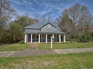 506 College St, Royston, GA 30662