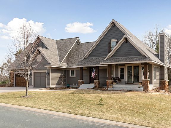 3rd image of 21006 Karoline Ct N