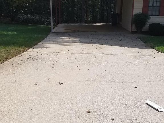 3rd image of 1038 Falconcrest Dr
