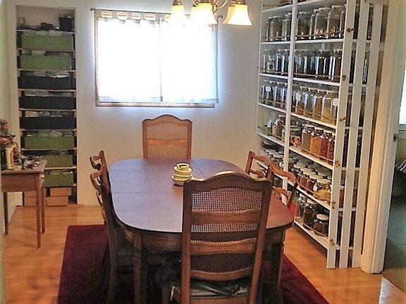 4th image of 5515 Marmion Way