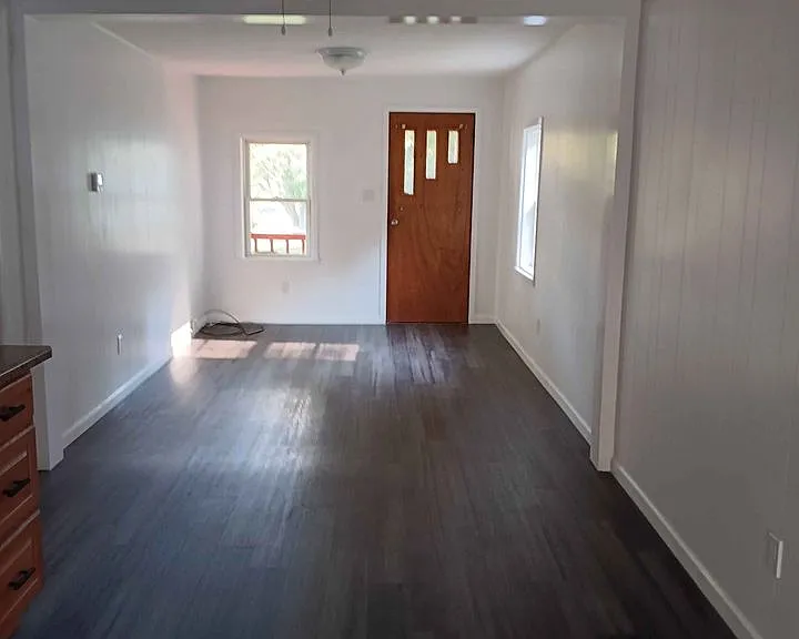 107 Sally Ln #107 — Photo 3