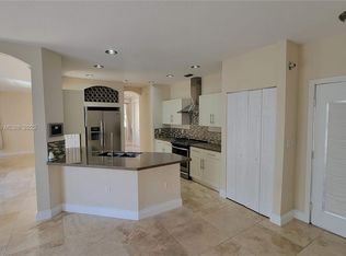 9938 NW 19th St #938, Hollywood, FL 33024