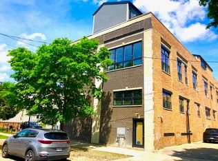 2011 N Lawndale Ave #4, Chicago, IL 60647