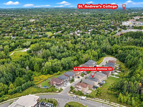 13 Cottonwood Hollow Ct, Aurora, ON L4G 3L8