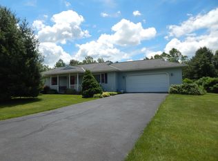 142 Blackberry Dr, Oneonta, NY 13820