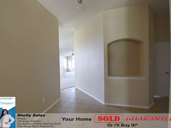 5th image of 6107 Charlotte Ln
