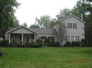 635 Barrington Dr, Dayton, OH 45415