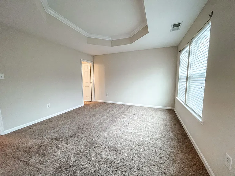 120 Kelly St — Photo 28