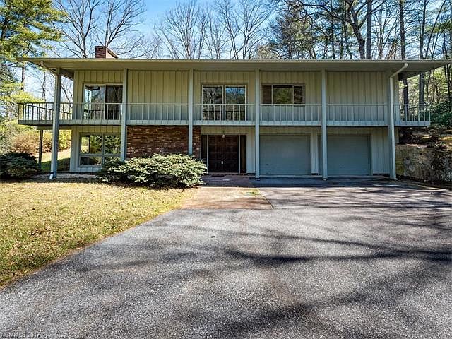 1st image of 336 Fairway Dr
