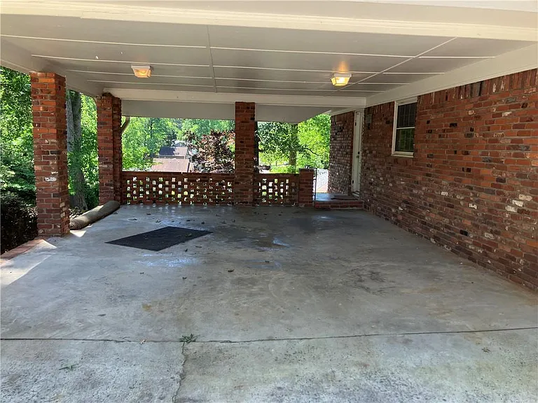 1193 Angelia Dr SW — Photo 24