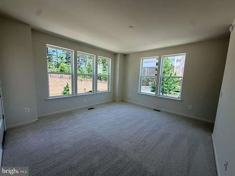 2548 Neabsco Common Pl — Photo 34