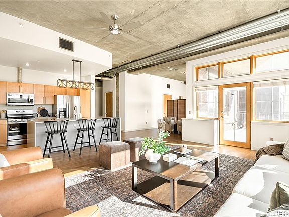 4th image of 1925 W 32nd Avenue #203