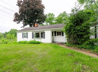 470 Crystal Lake Rd, Akron, OH 44333