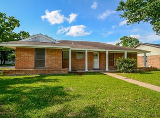 7901 Ridgeview Dr, Houston, TX 77055