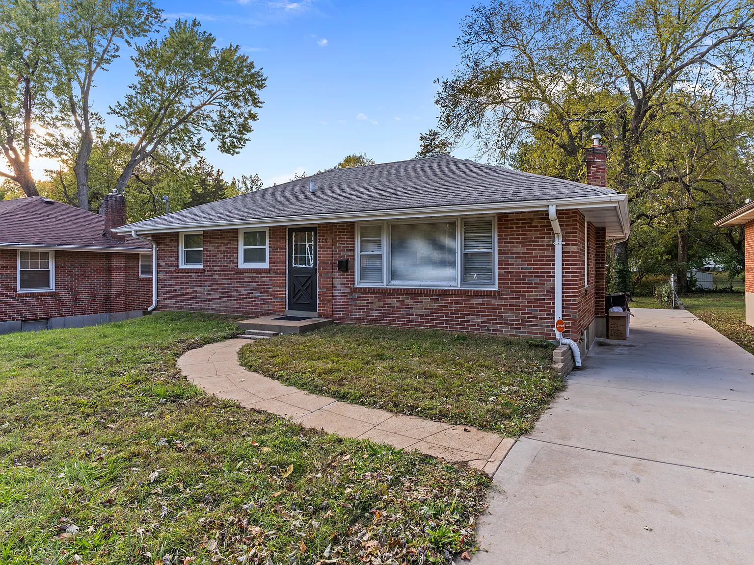 3 bed, 1800 sqft, $3,600 — Photo 1