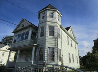 279-281 Atlantic St, Bridgeport, CT 06604