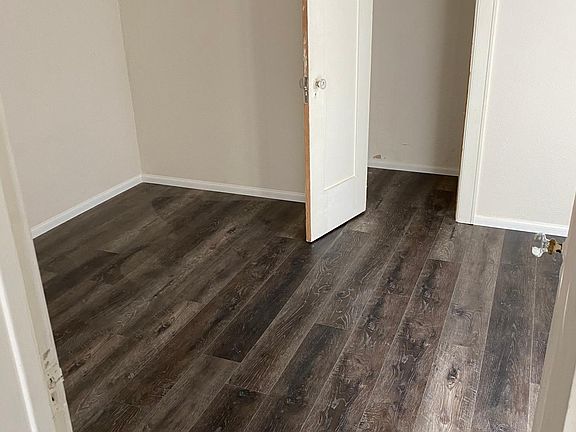 4th image of 4034 Randolph St #1/2