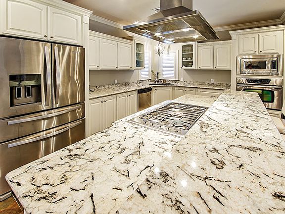5th image of 102 Bellingrath Dr