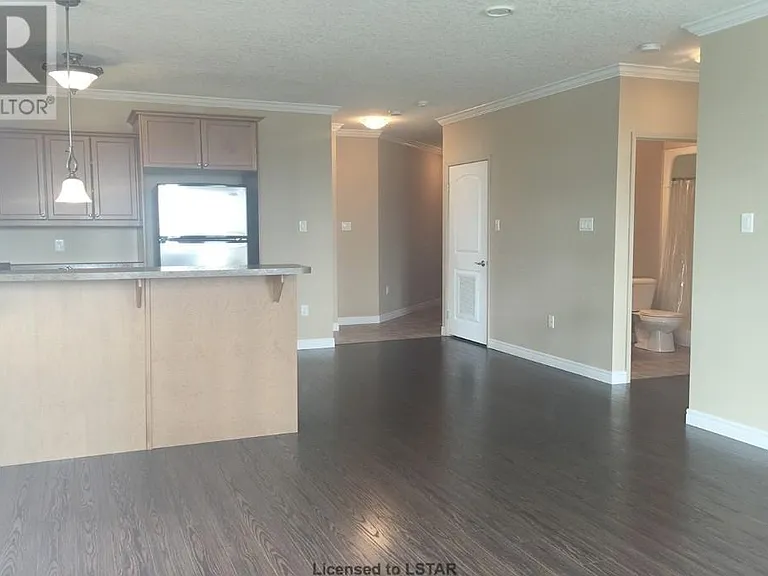 435 Colborne St — Photo 5