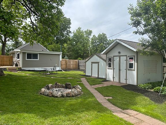 4th image of 40261 W Beach Ln