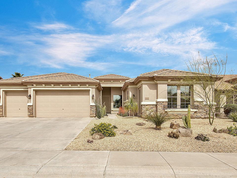 1st image of 2802 E Winged Foot Dr