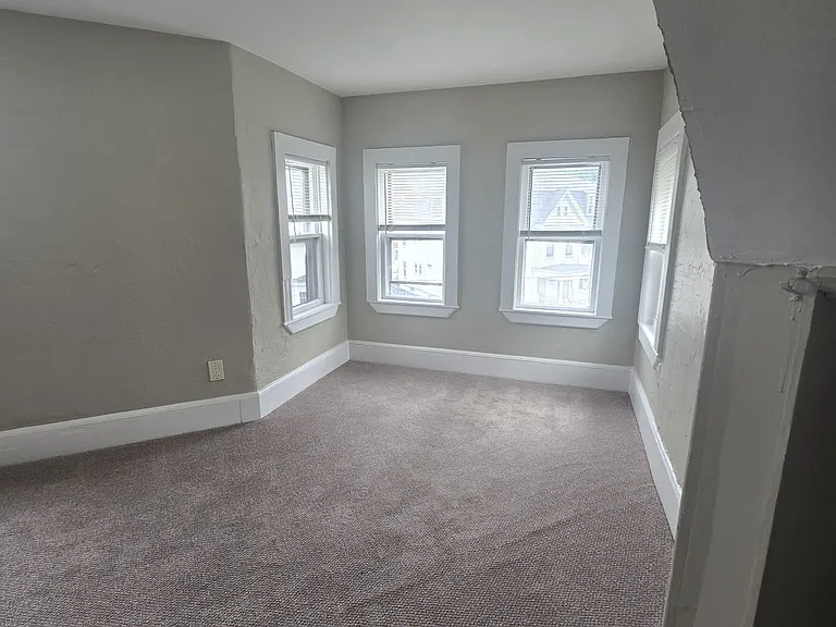 40 Hurd St #2 — Photo 19