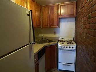 Rented by Guidance Realty Corp.