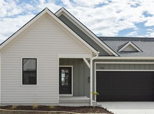 109 Windmill Loop, Cumming, IA 50061