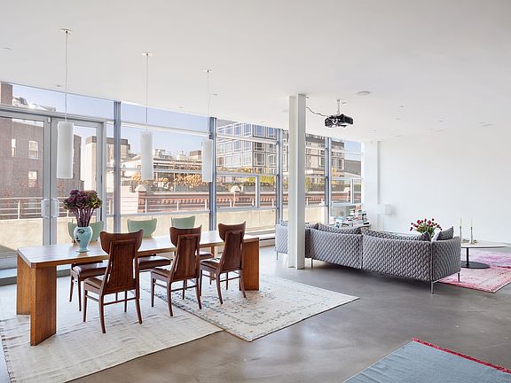 3rd image of 497 Greenwich St #7B