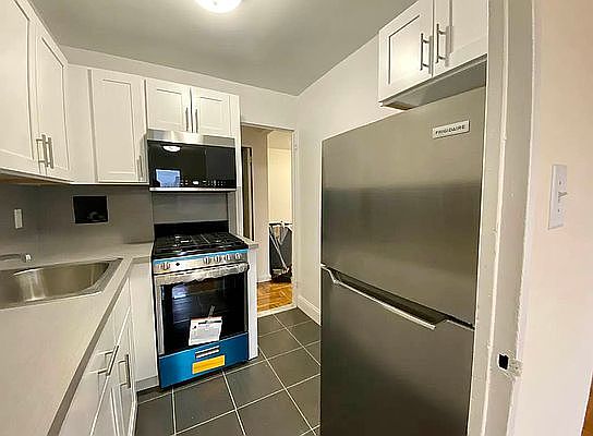 2nd image of 165-20 Highland Ave #7H